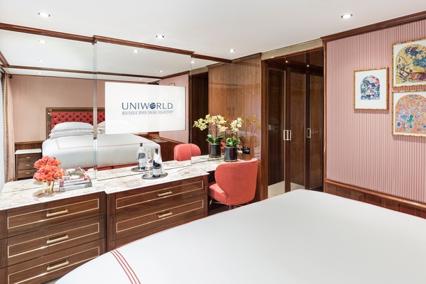 Uniworld SS Joie De Vivre - French Balcony 3.jpg